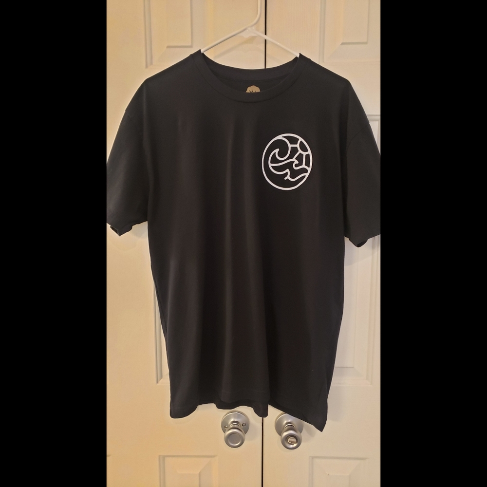 XL Wohven Graphic Black Waves Short Sleeve TShirt